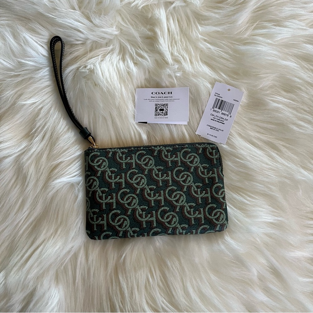 Coach Corner Zip Wristlet with Monogram Print Green CF548 NWT